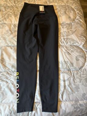 (NWT) Peloton leggings!